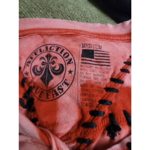 Affliction Live Fast Distressed Tee, Women's Medium - Picture 3 of 3